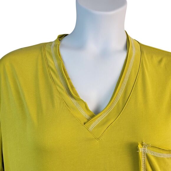 NEW POL Relaxed Fit Green T-Shirt | V-Neck Pocket Silky Comfy | Oversized Small - Picture 8 of 14